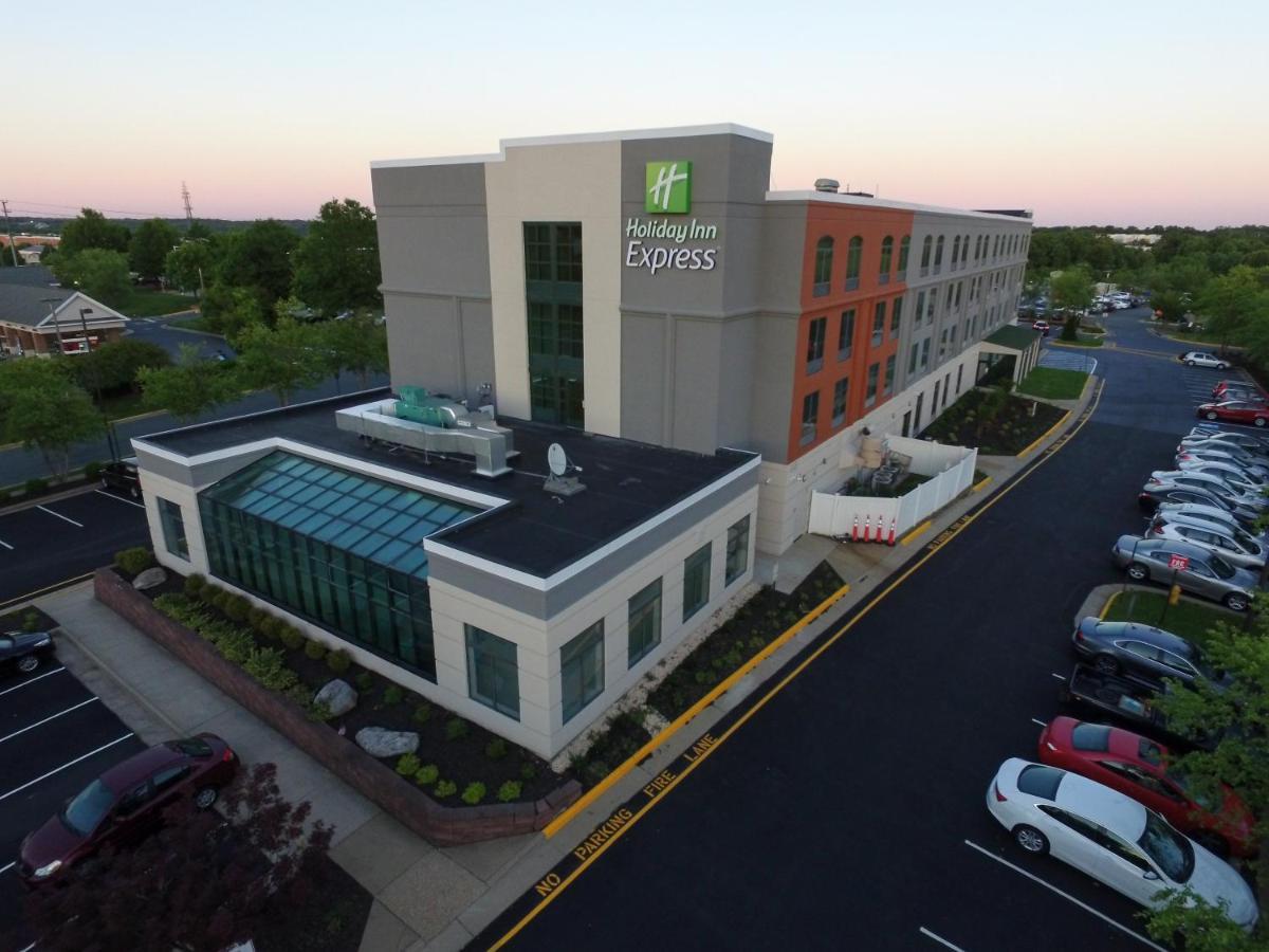 Holiday Inn Express Quantico - Stafford, An Ihg Hotel Exterior foto