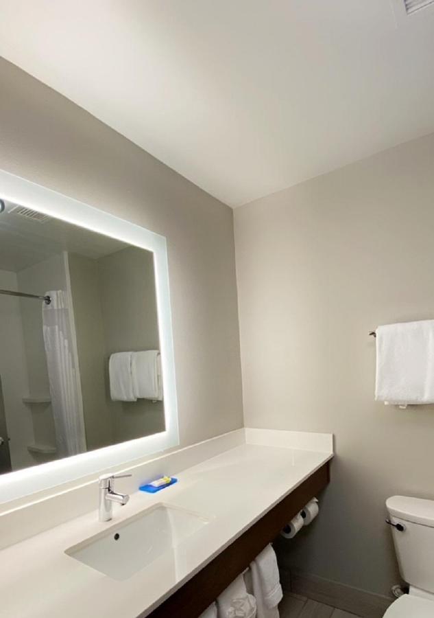 Holiday Inn Express Quantico - Stafford By Ihg Exterior foto